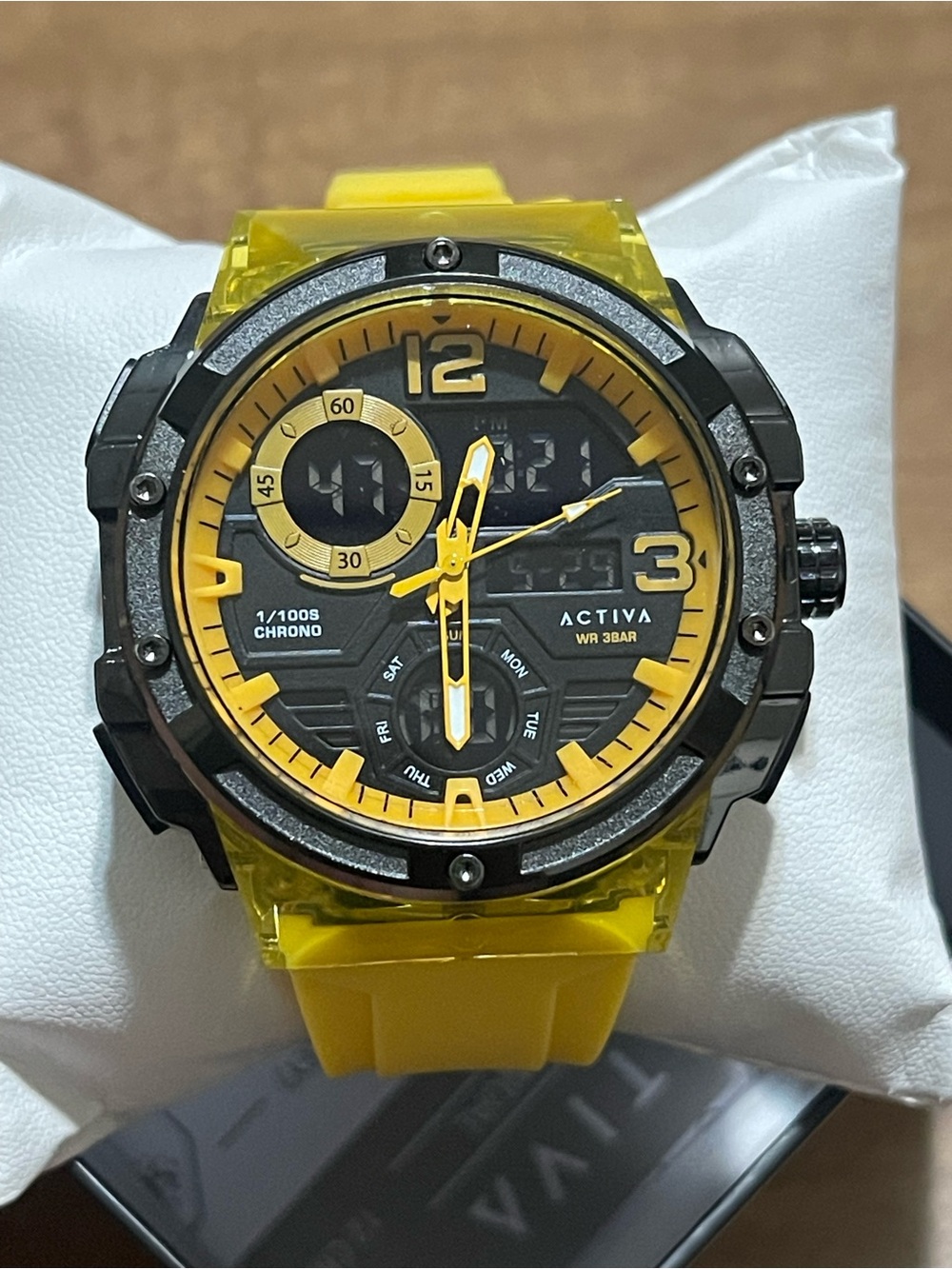 Activa X Invicta Digital Analog Men's Watch - 51mm. Yellow & Black, new.